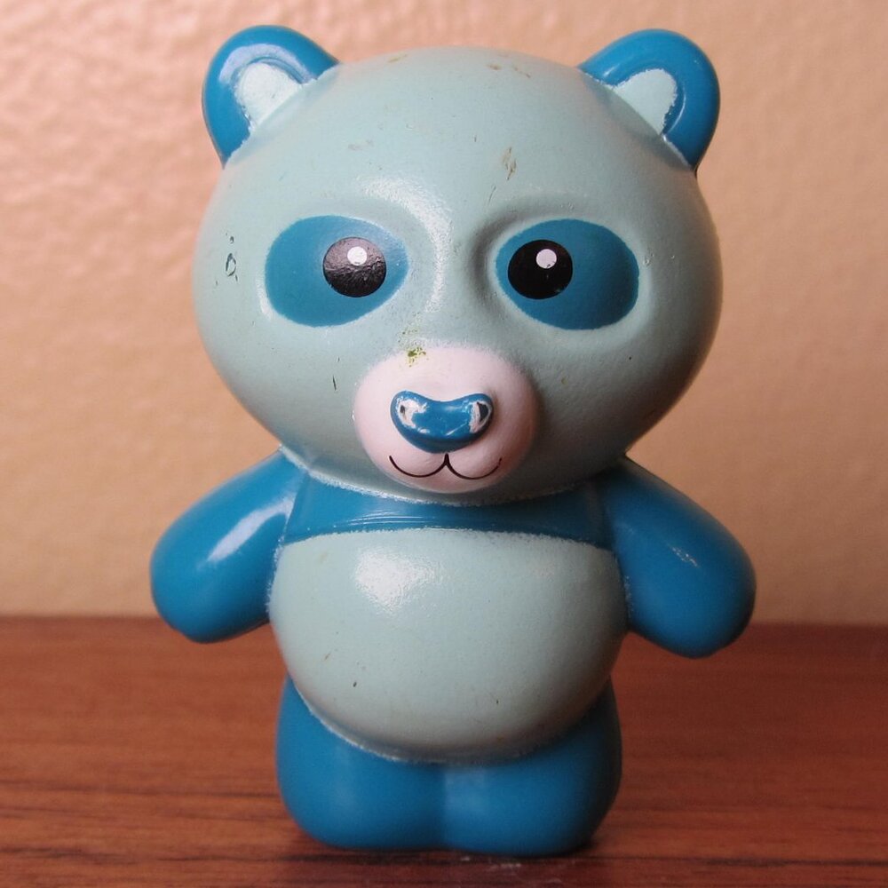 5 for $30 - daniel tiger's neighborhood pandy figure cake topper (W6380)